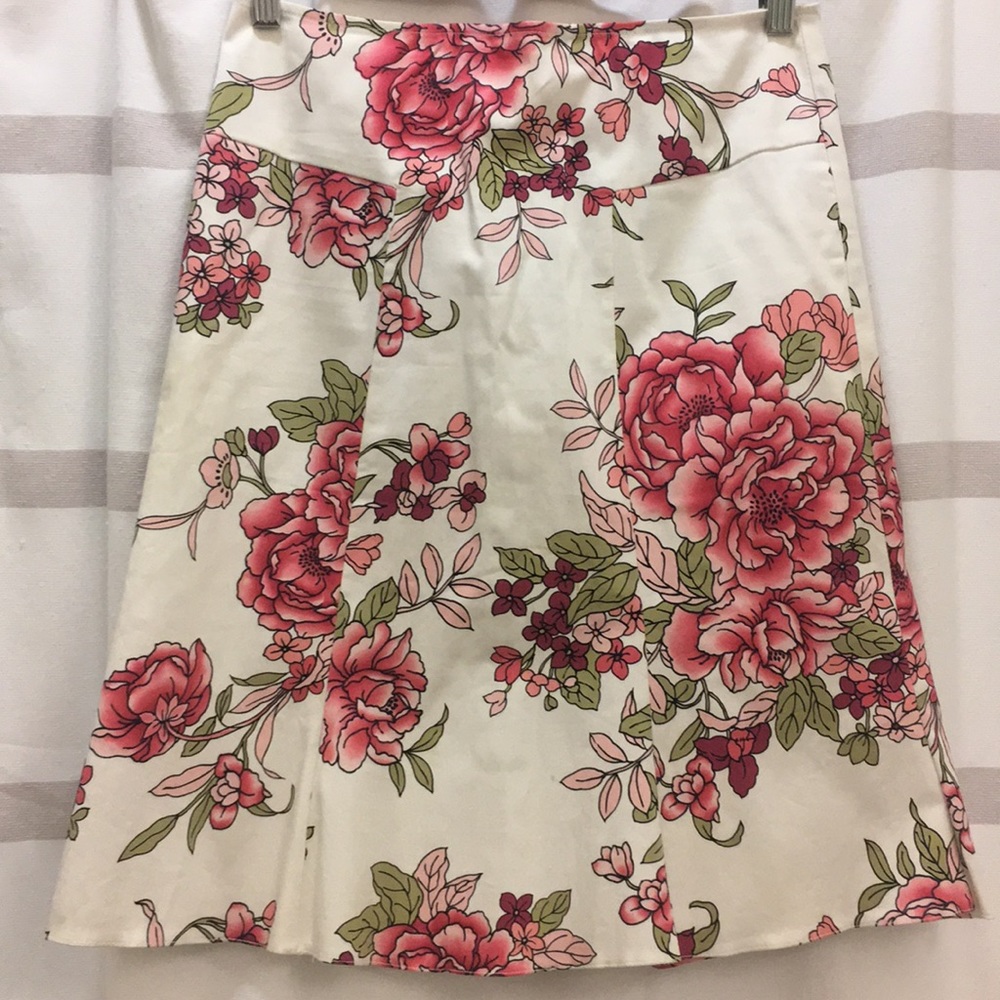 {Donated}  Floral Skirt